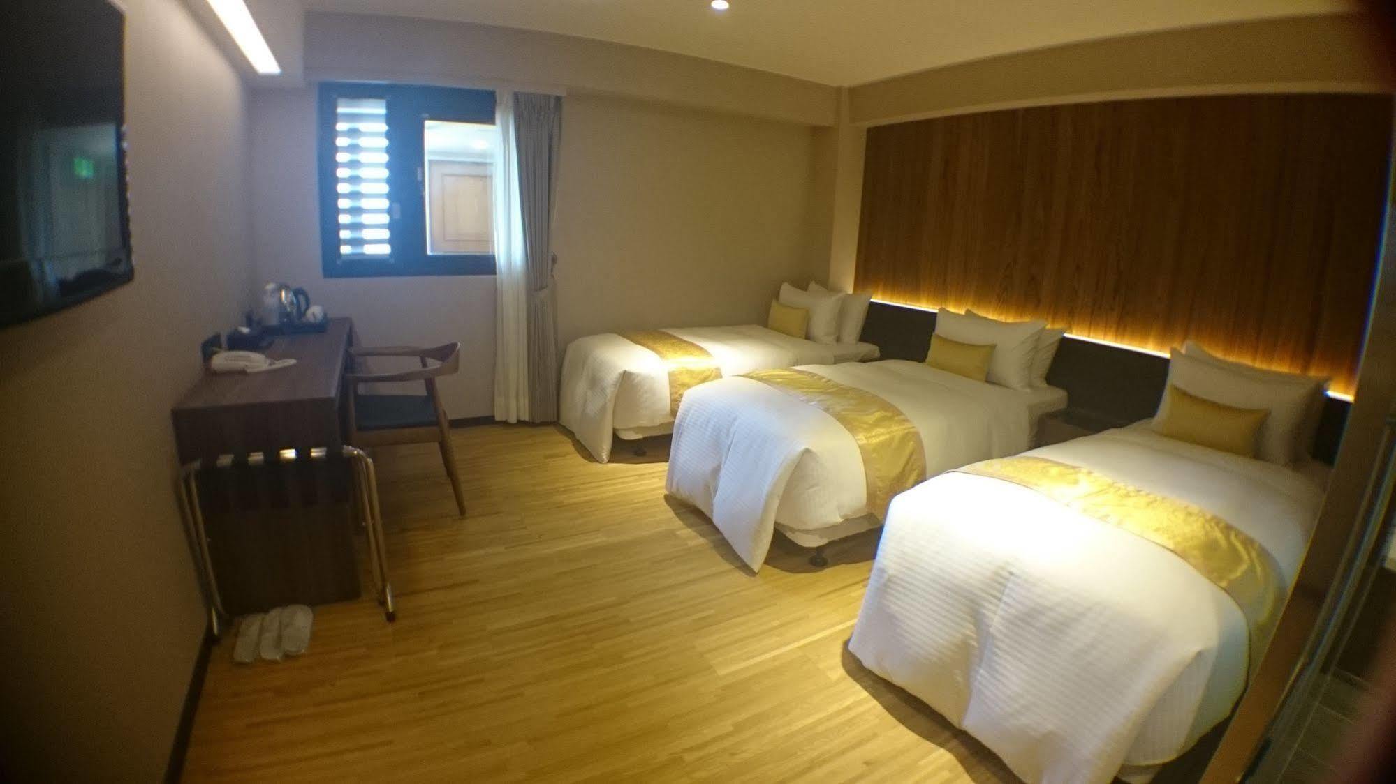 City Hotel Taipeh Exterior foto